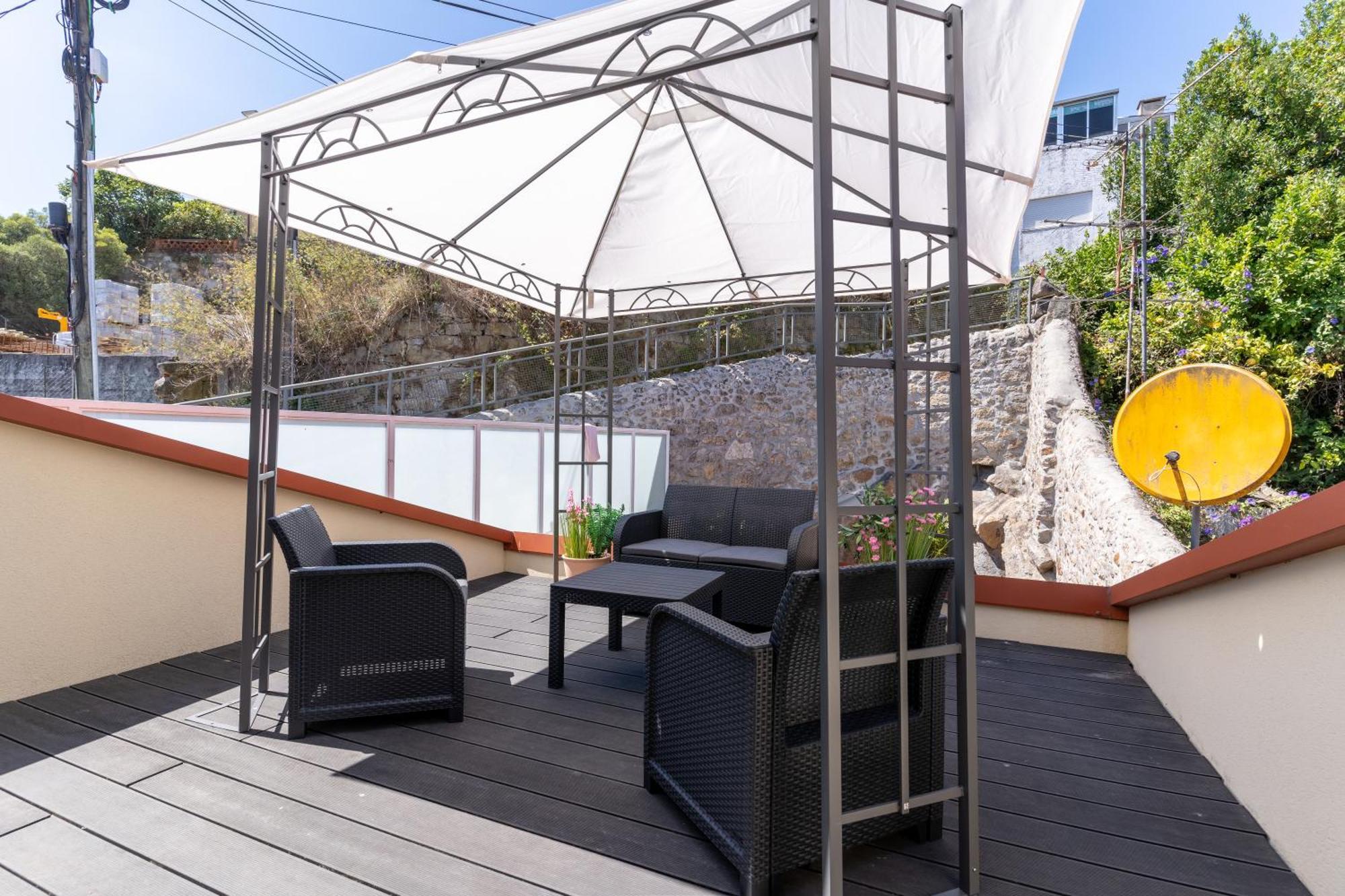 Cozy Nest Hostel Porto Luaran gambar