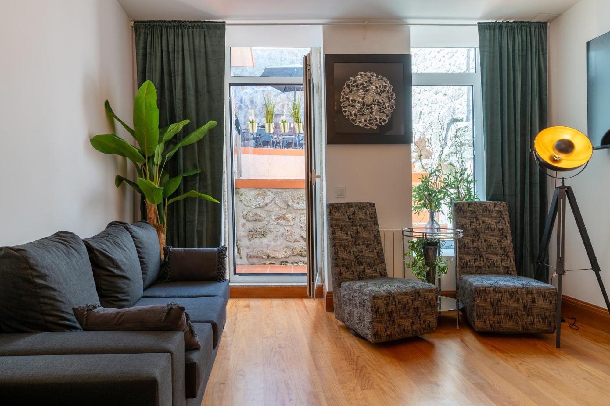Cozy Nest Hostel Porto Luaran gambar