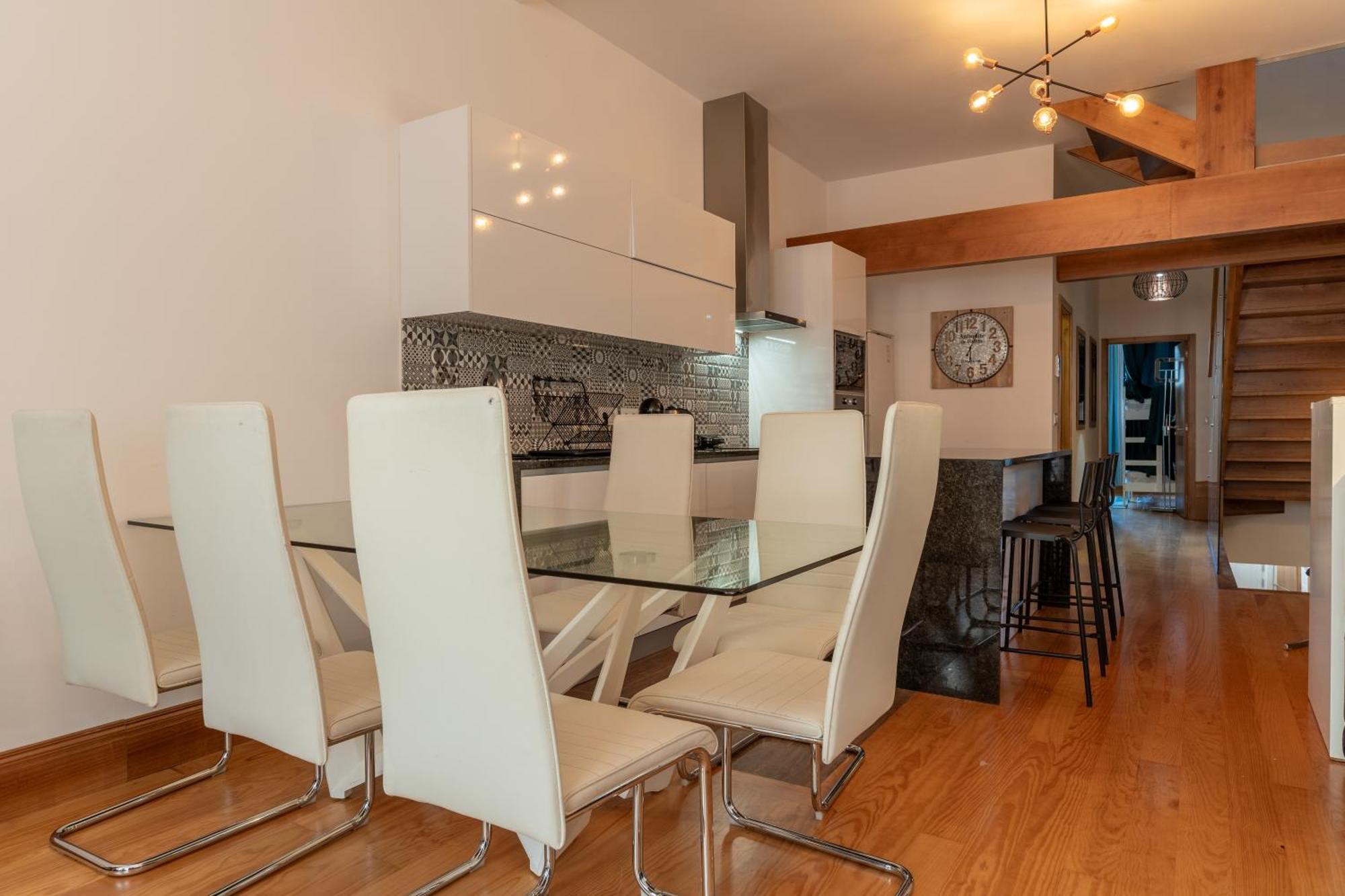 Cozy Nest Hostel Porto Luaran gambar