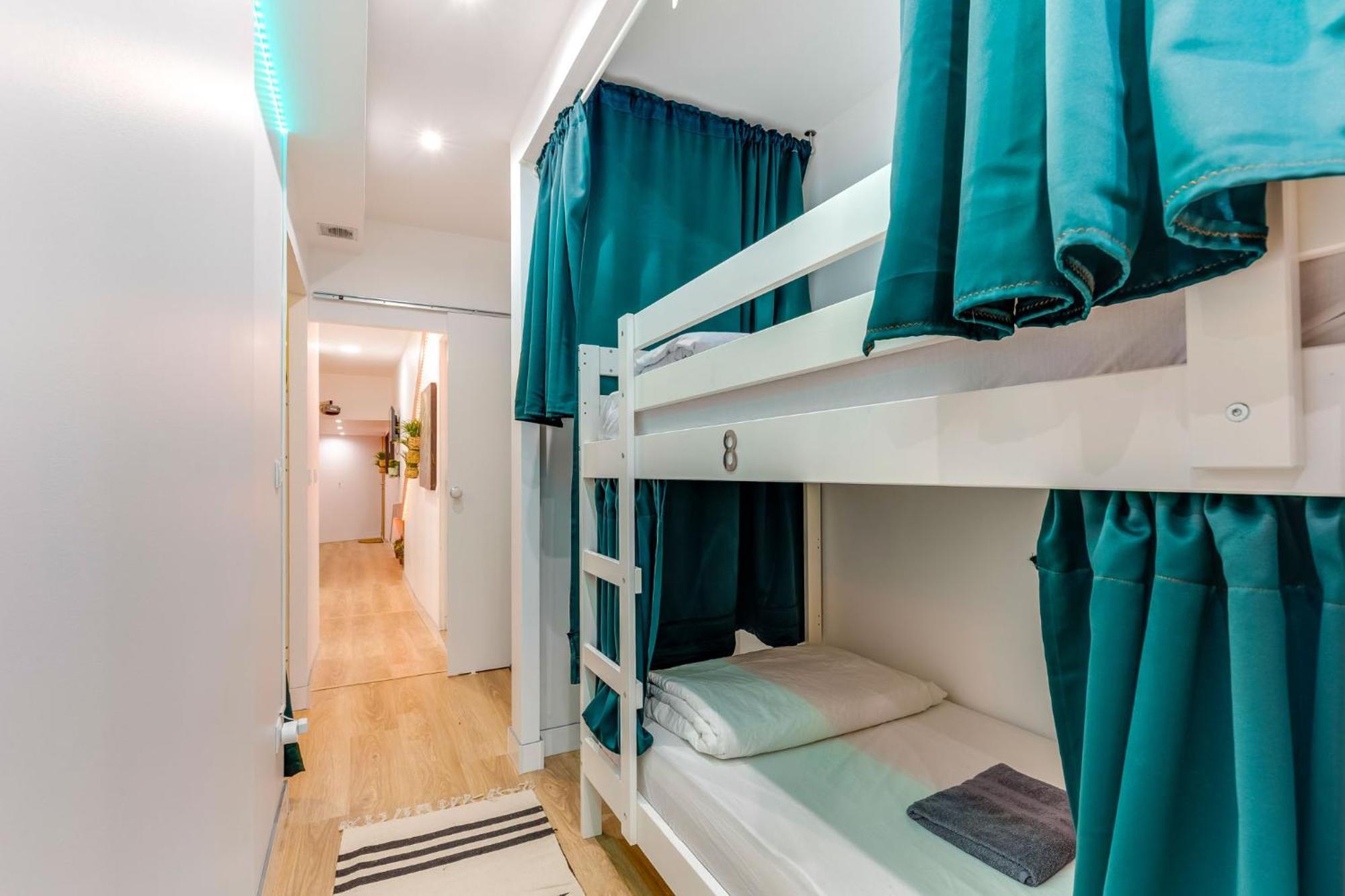 Cozy Nest Hostel Porto Luaran gambar