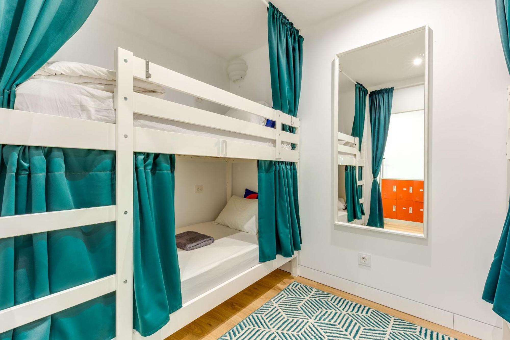 Cozy Nest Hostel Porto Luaran gambar