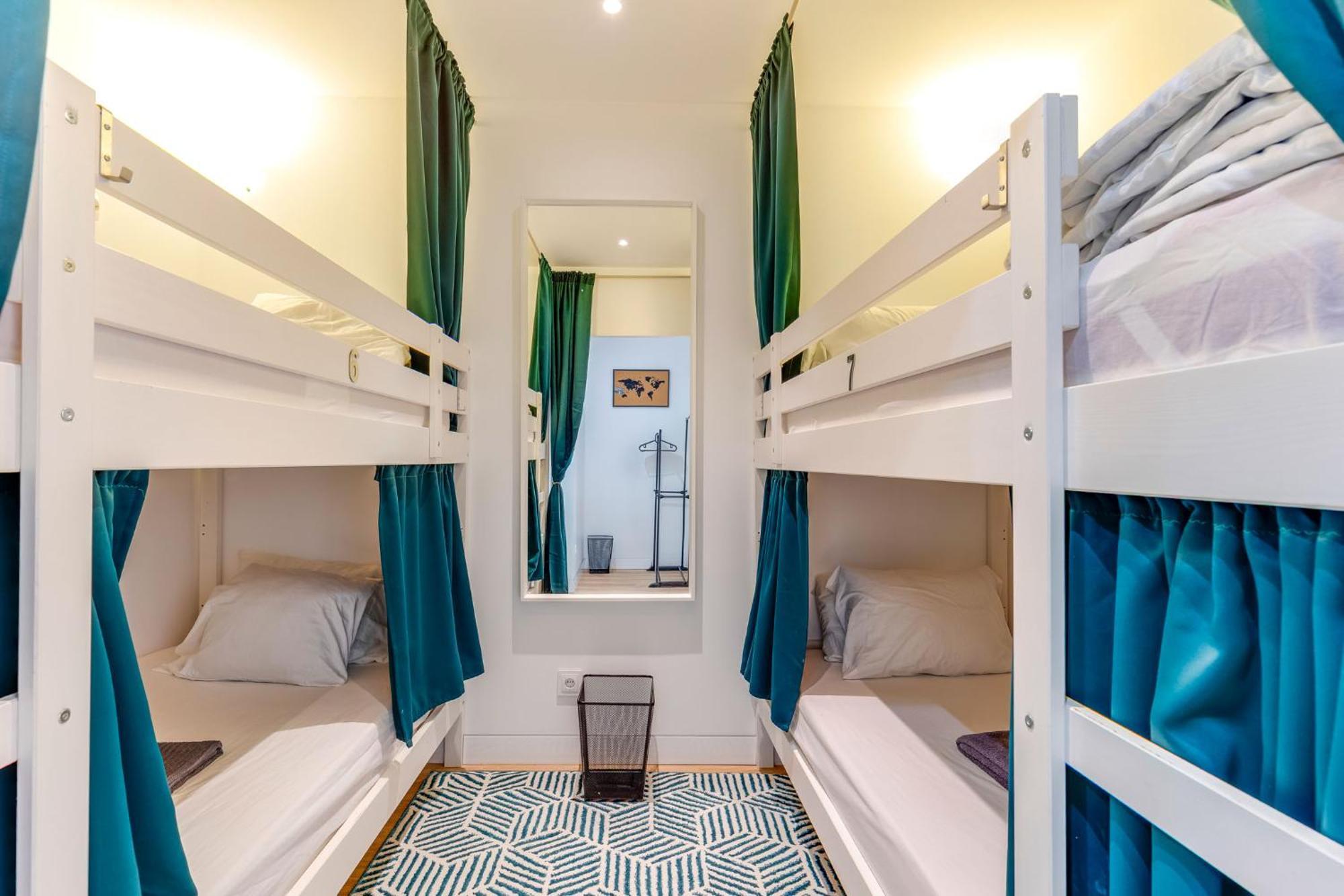 Cozy Nest Hostel Porto Luaran gambar