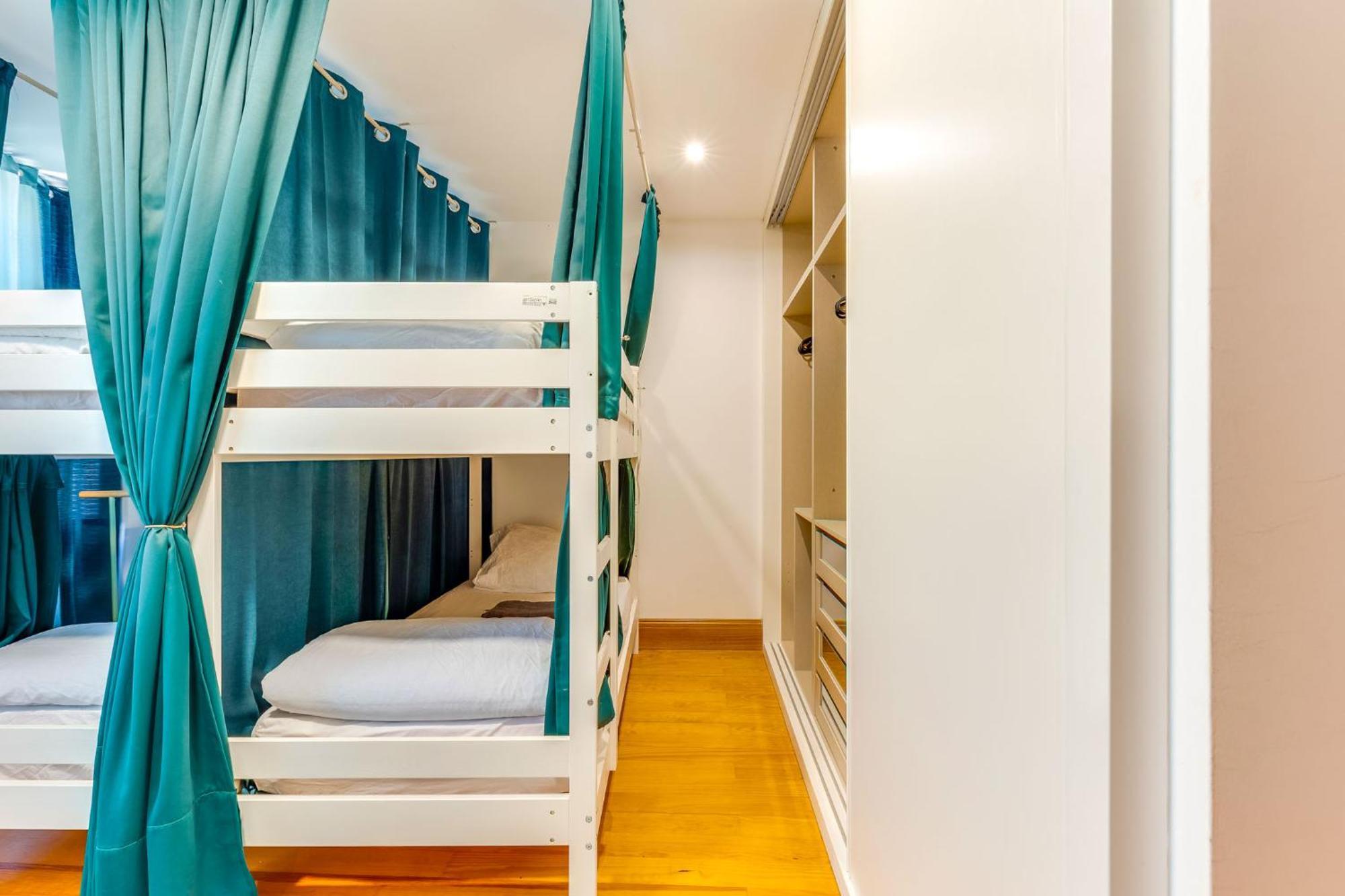 Cozy Nest Hostel Porto Luaran gambar