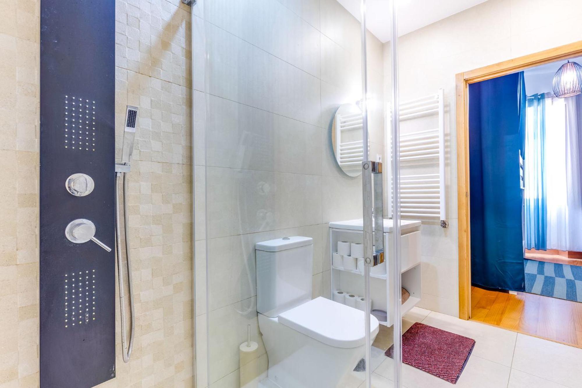 Cozy Nest Hostel Porto Luaran gambar