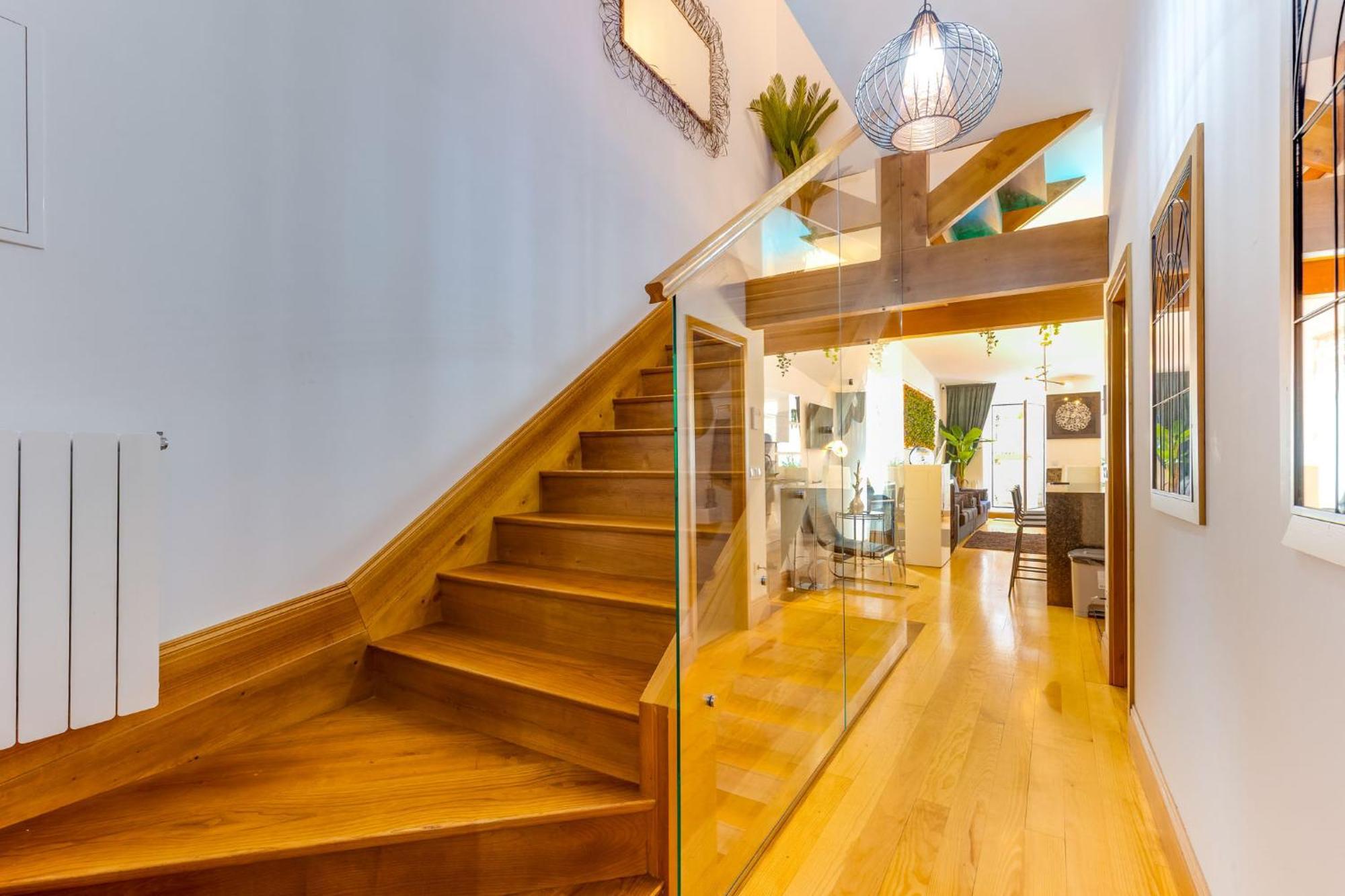 Cozy Nest Hostel Porto Luaran gambar